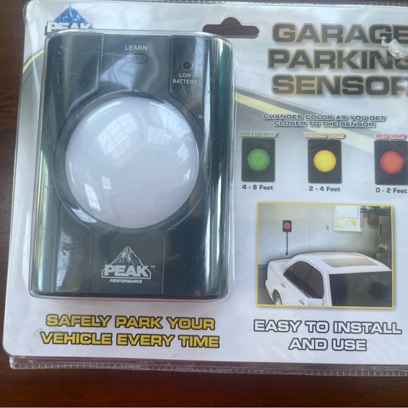 Peak Garage parking sensor NIB - Picture 2 of 6